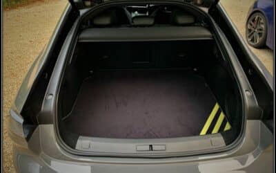 Sur-tapis de coffre pour Peugeot 508 PSE