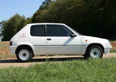 Peugeot 205 rallye